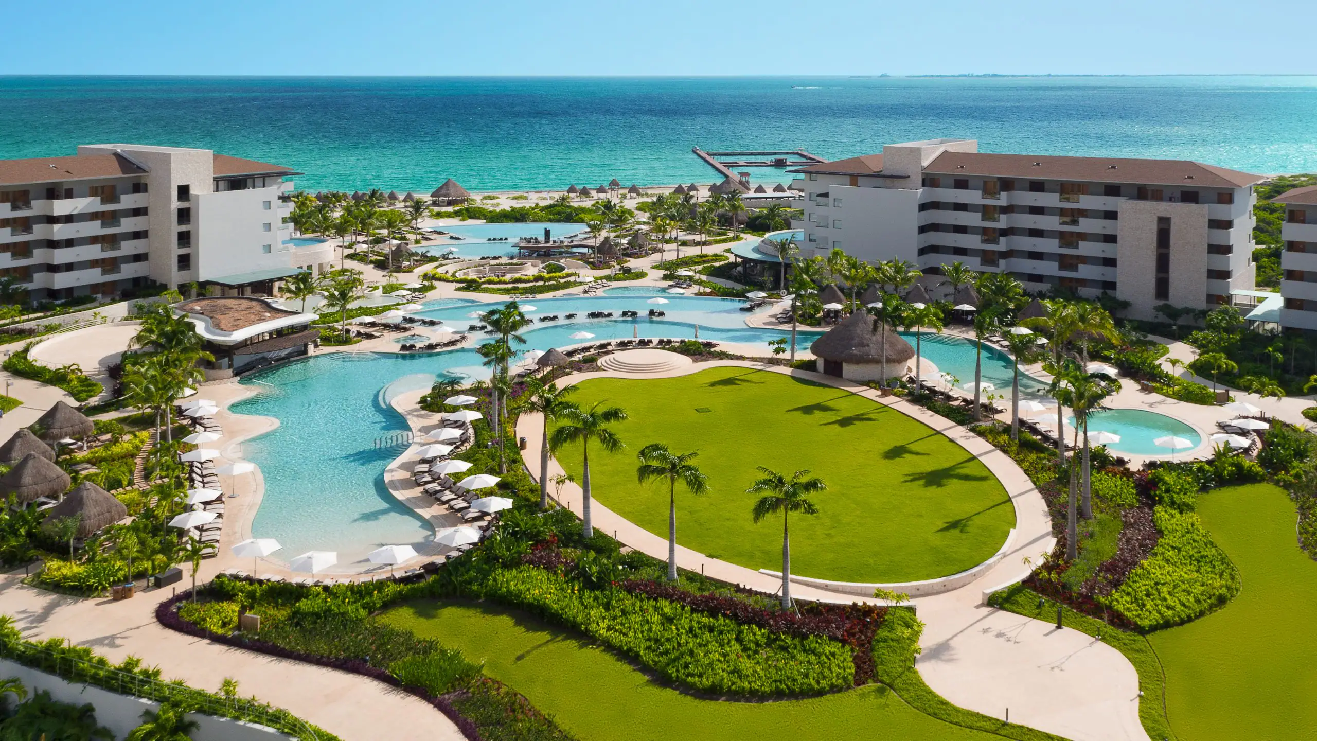 Dreams Playa Mujeres Golf & Spa Resort family-friendly all-inclusive with waterpark, kids club, and beachfront pools in Playa Mujeres, Mexico.